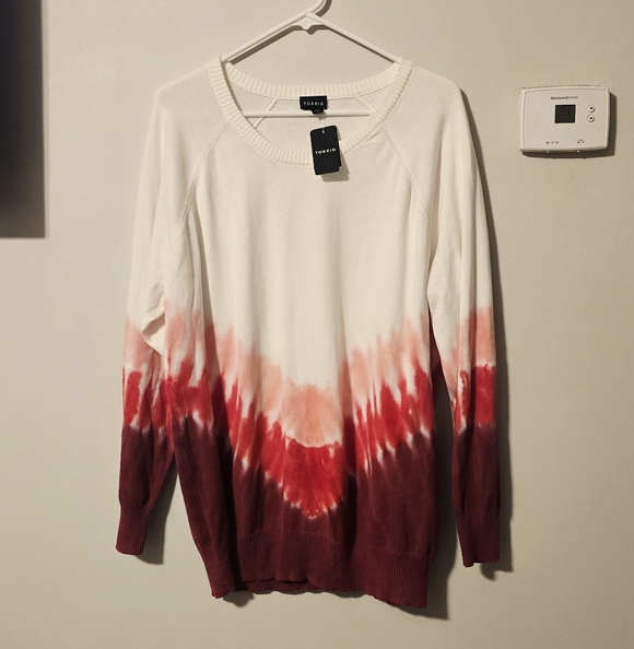 NWT TORRID Size 1X  Crew Neck Sweater. - Picture 2 of 4